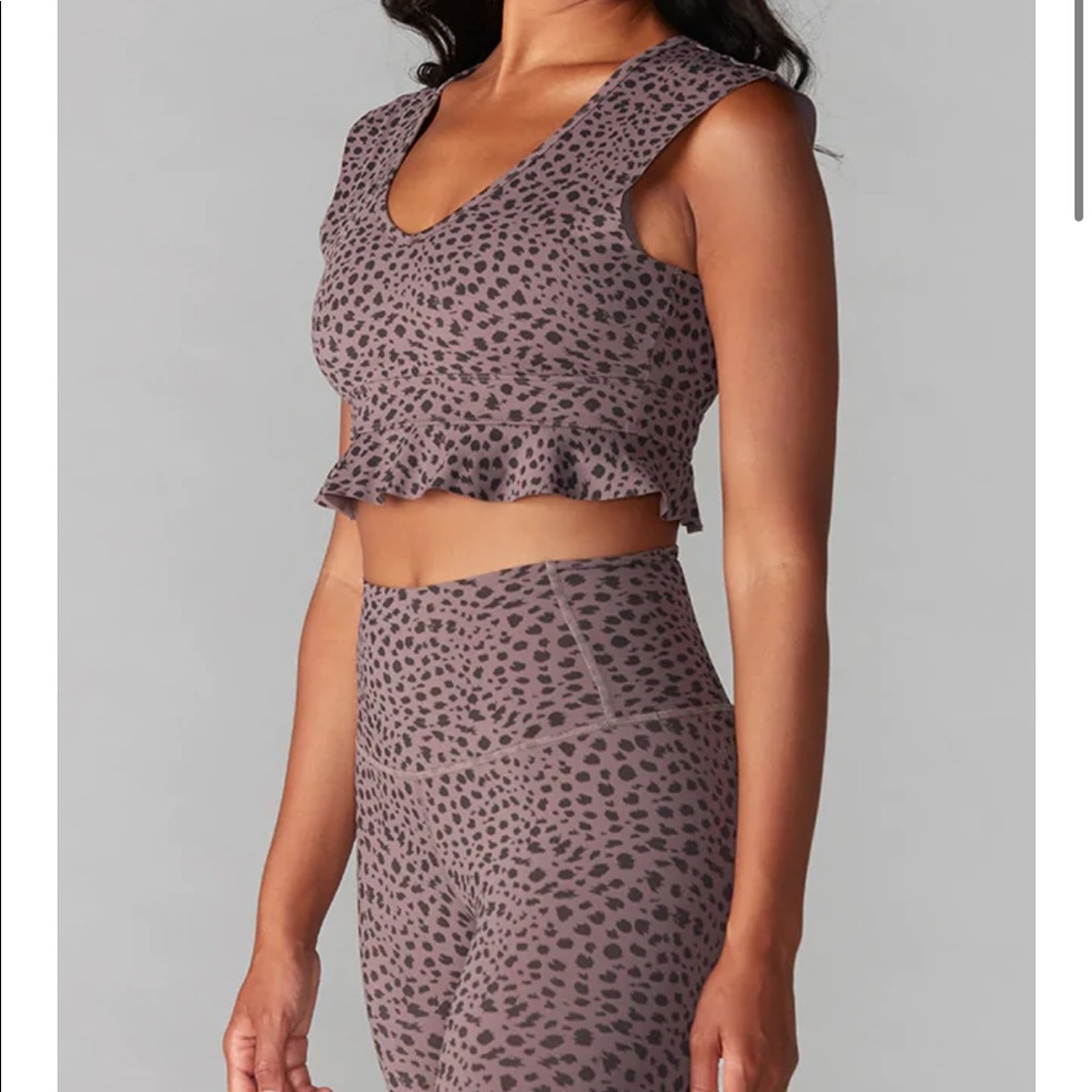 Tavi workout set NWT